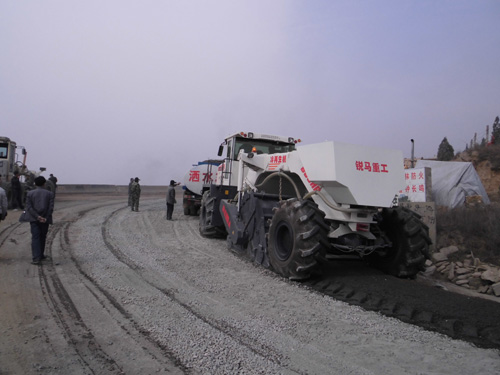 WR2300E，延安盤山道冷再生